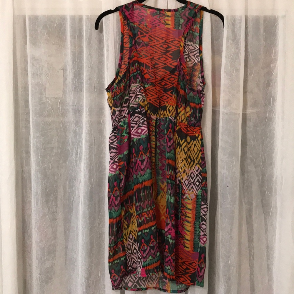 Dress - Picture 3 of 3